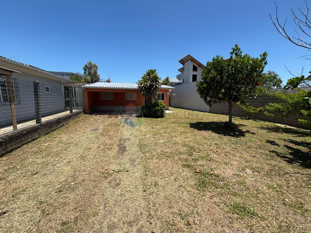Casa 3 Dormitórios